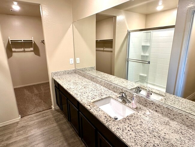 Building Photo - Wonderful Ghost Ranch in Casa Grande