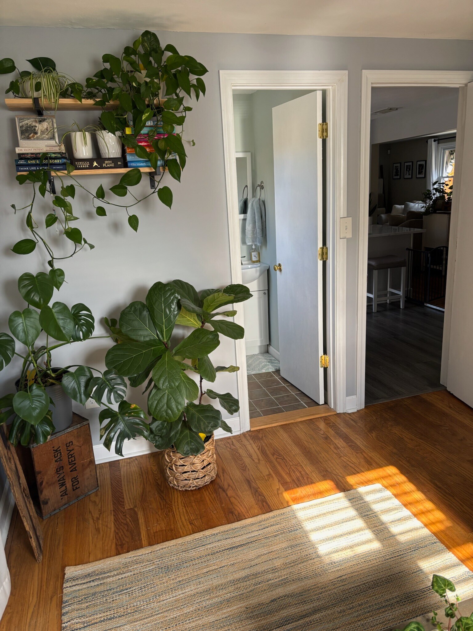 Building Photo - 366 Kensington Rd