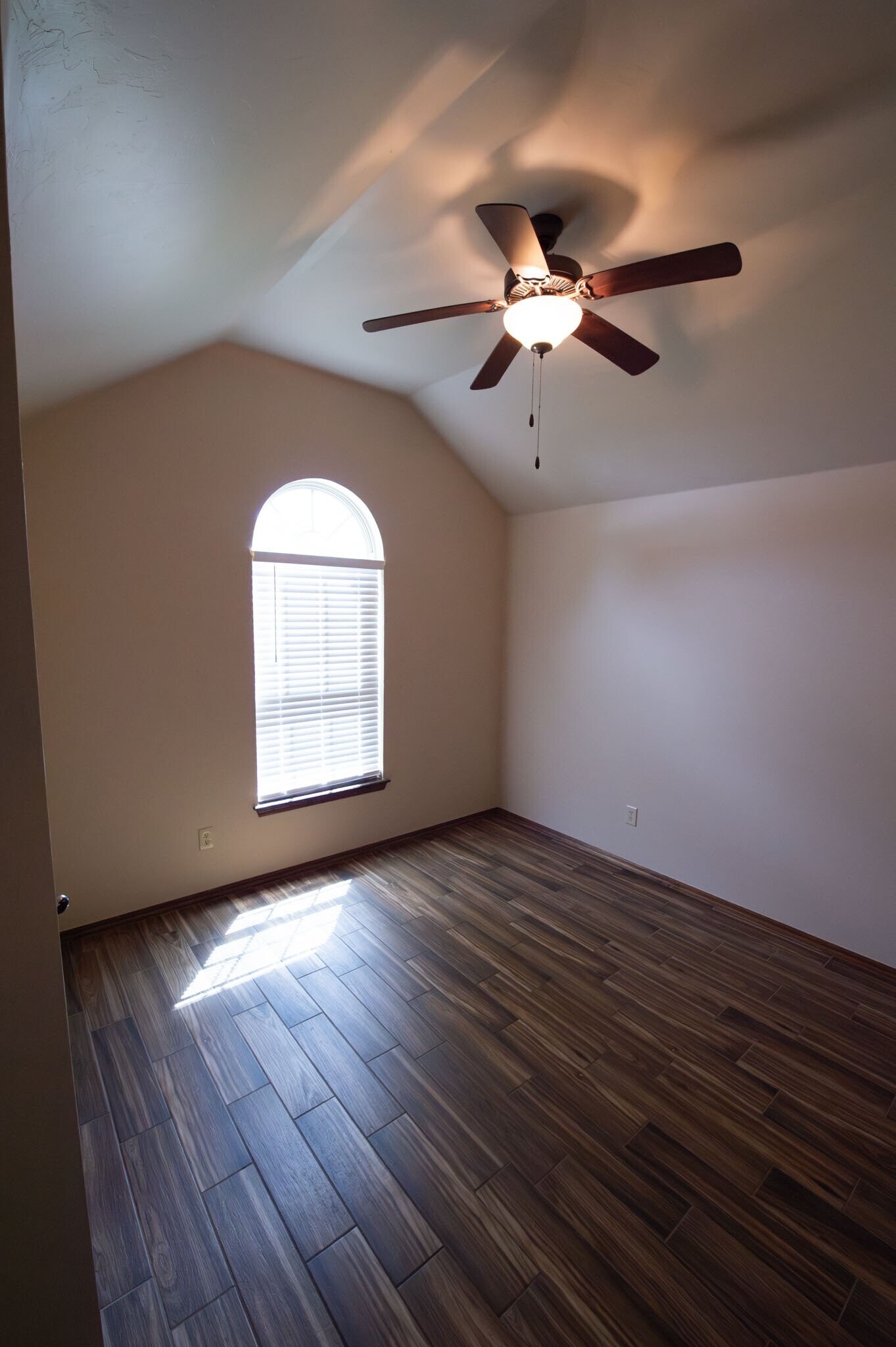 Building Photo - 13145 Austrian Pine Dr