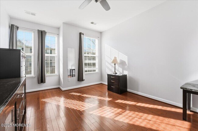 Building Photo - 14 Michael Dr