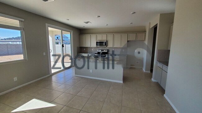 Building Photo - Casa Vista, Beautiful Home!