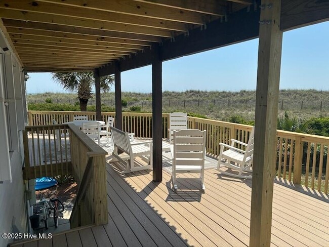 Building Photo - 17 Sea Oats Ln
