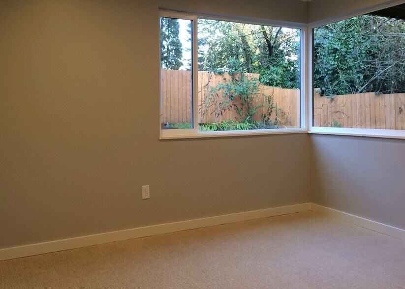 Front room of apartment. - 3518 Northeast 94th Street