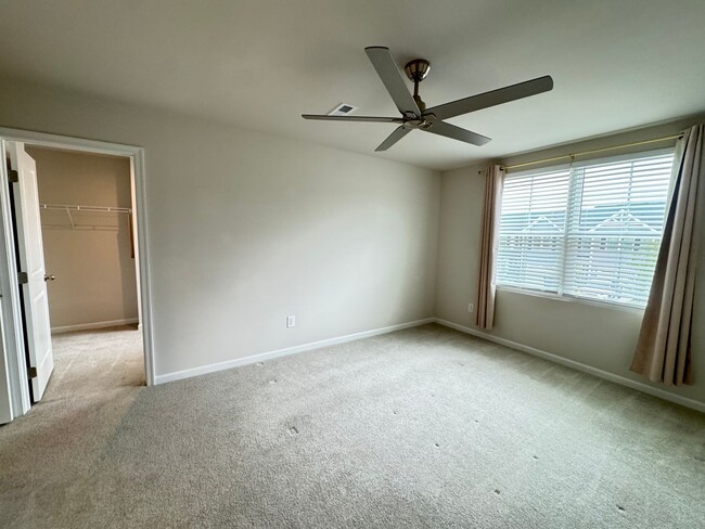 Building Photo - 3 Bed | 2.5 Bath New Construction Townhous...