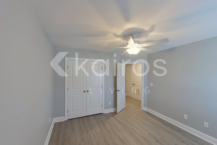 Building Photo - 3705 Oak Leaf Wy