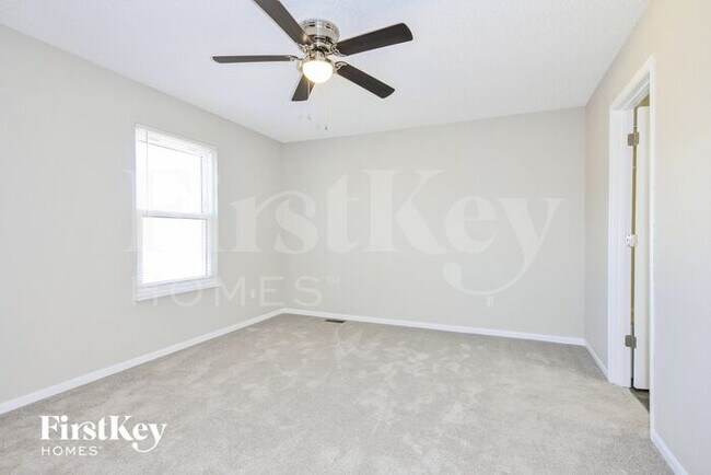 Building Photo - 2141 Treasure Island Dr