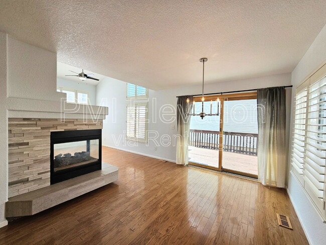 Building Photo - 1390 Braewood Ave