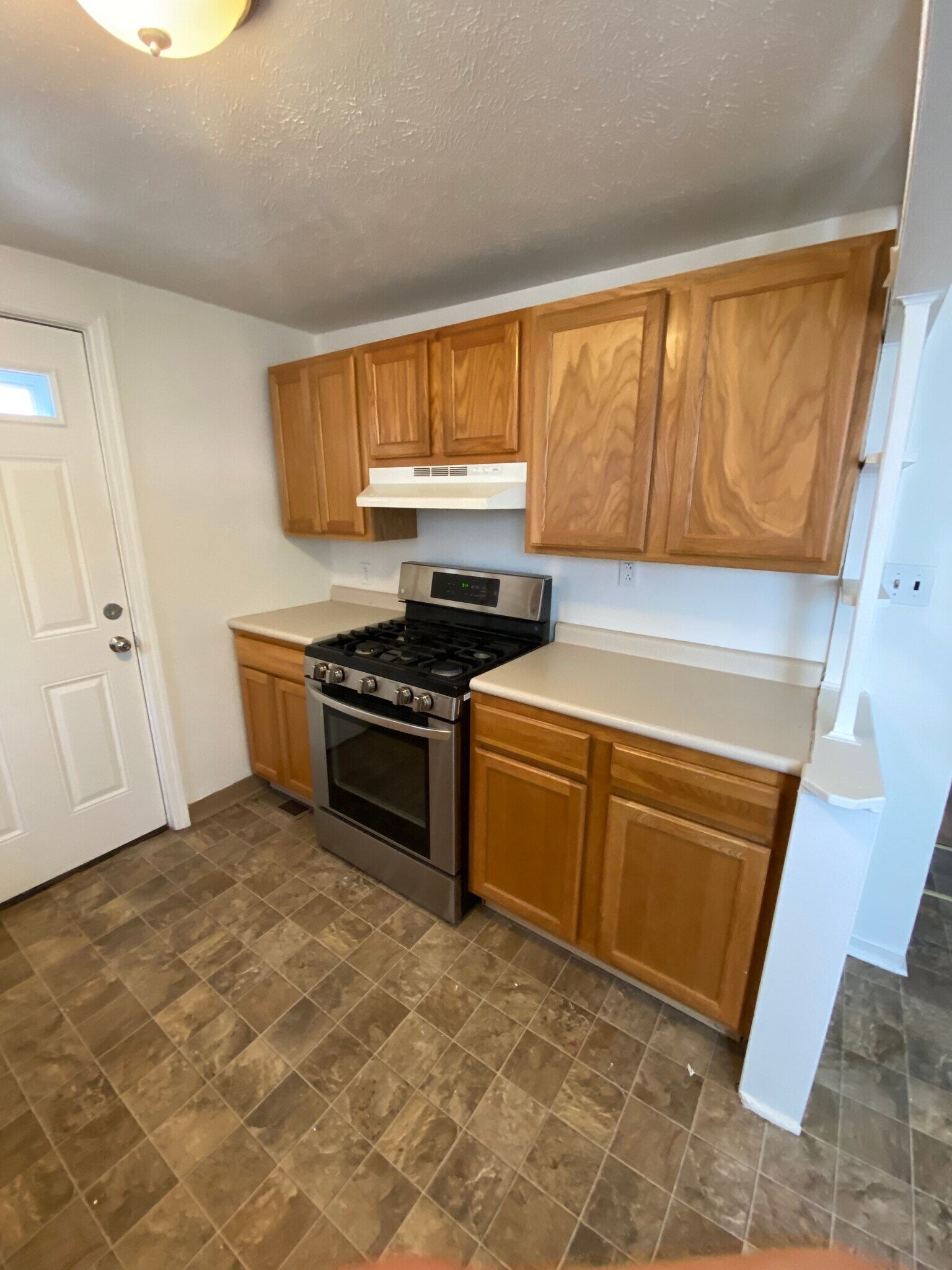 Building Photo - 16 Dorsey St