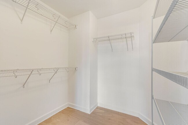 Building Photo - Professionally Managed and Updated// 2 Bedroom 2 bathroom Condo// Logan Circle! // Garage Parking...
