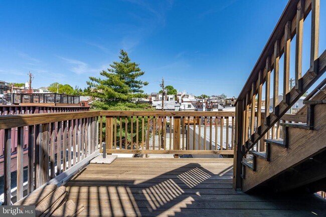 Building Photo - 223 S Collington Ave