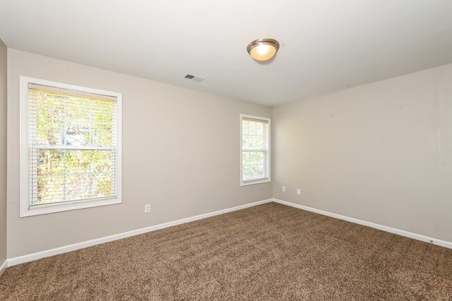 Building Photo - 7063 Grand Hickory Dr