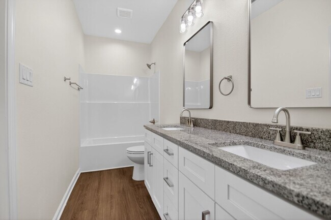 Building Photo - 3109 W 11th St