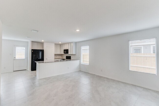 Building Photo - 1745 Copehart Ln