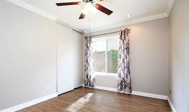Building Photo - Cute 4 Bedroom House Located in the Heart of Rancho Bernardo!