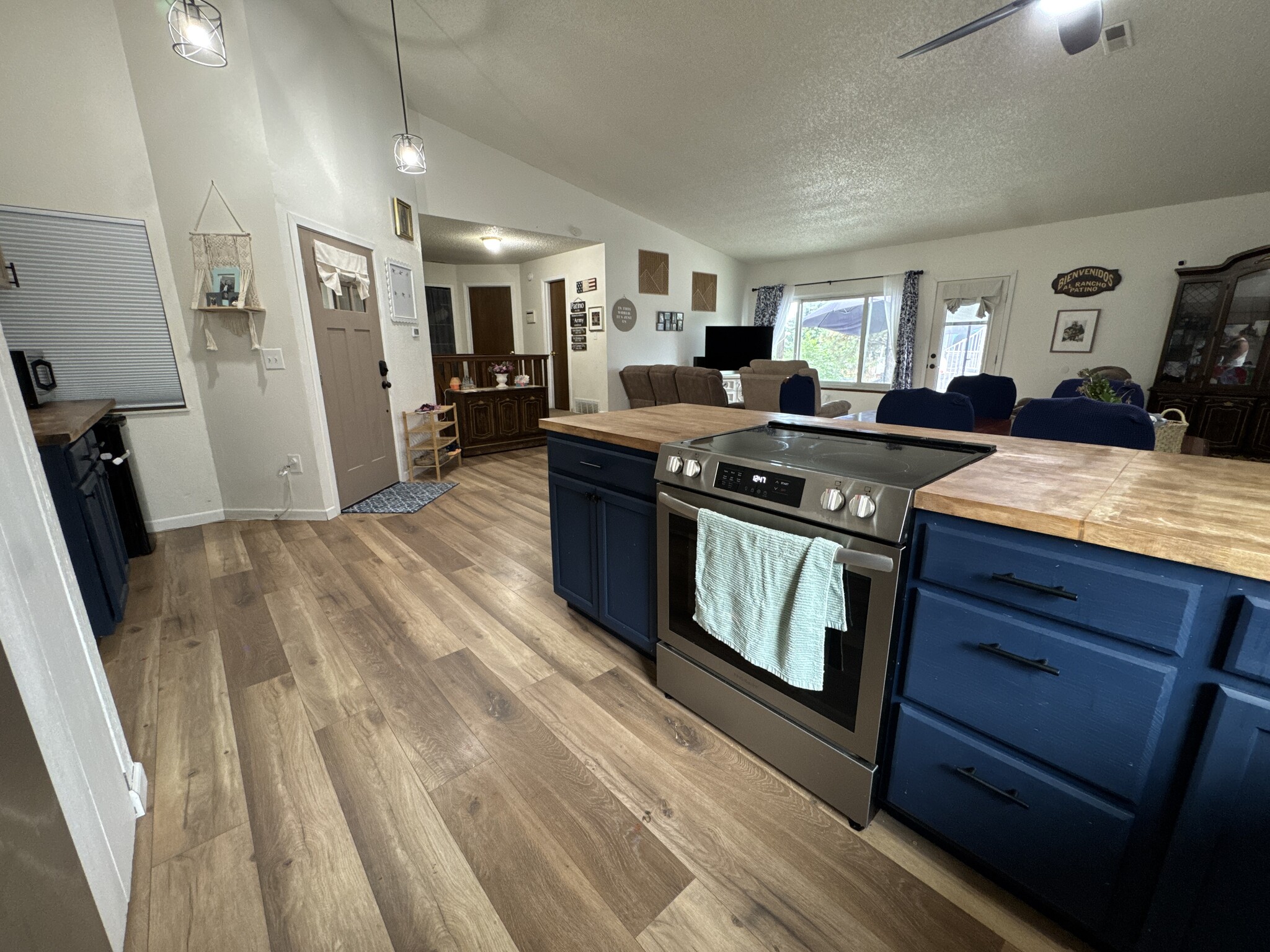 Building Photo - 3685 Deep Haven Dr