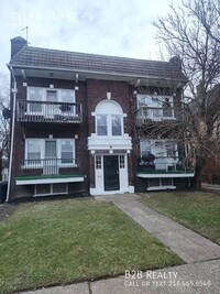Building Photo - 3318 E 140th St