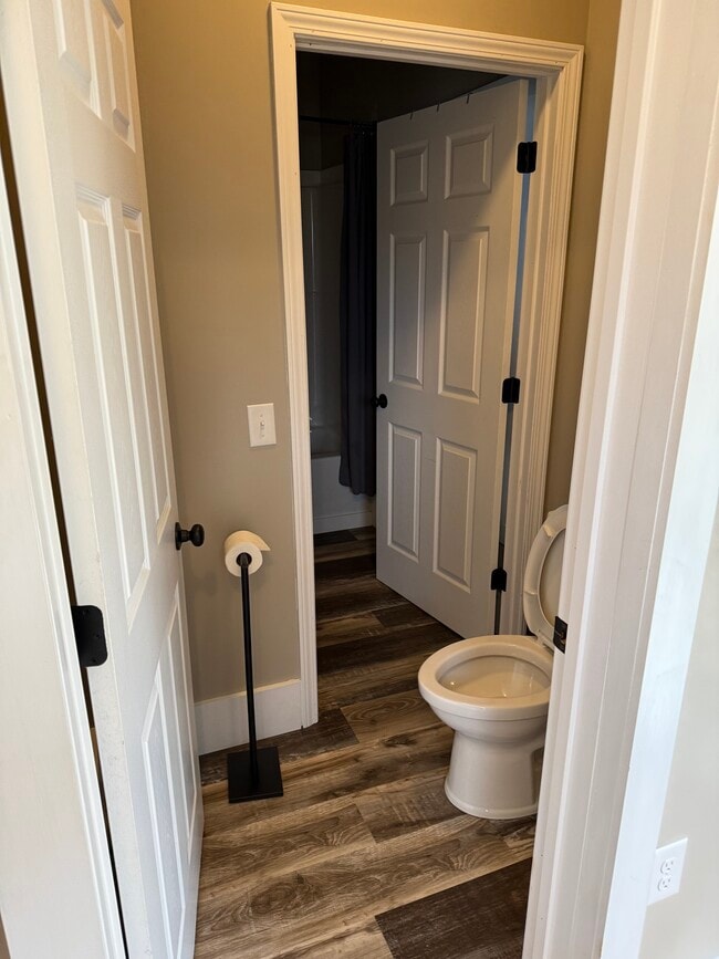 Building Photo - 1109