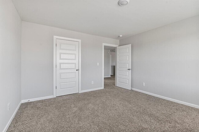 Building Photo - 5619 Wyatt Ct