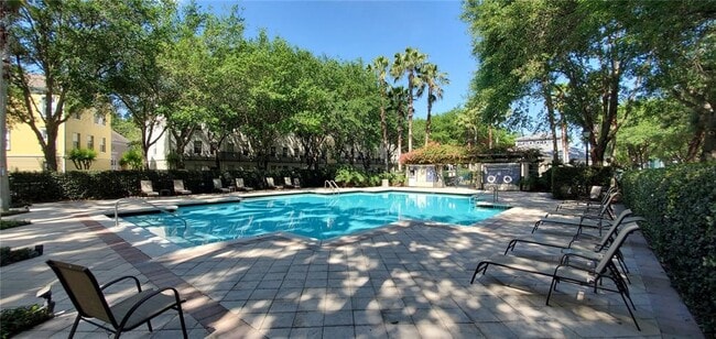 Building Photo - 735 Siena Palm Dr