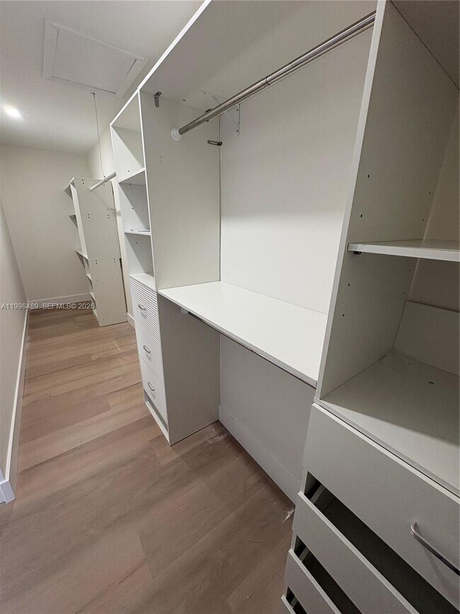 Building Photo - 9881 NW 52nd Terrace