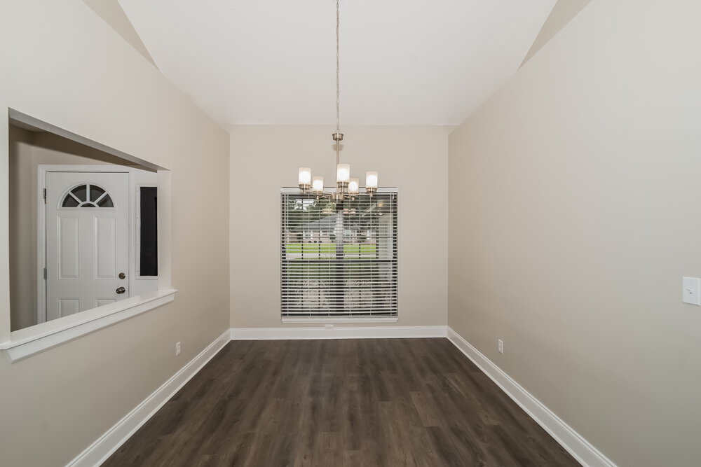Building Photo - 1676 Tall Timber Dr