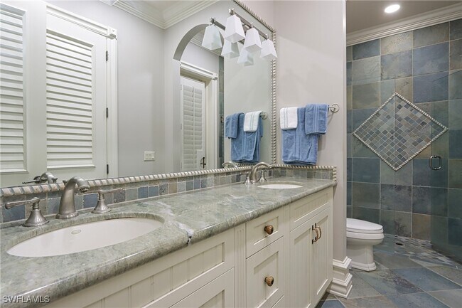Building Photo - 750 Portside Dr