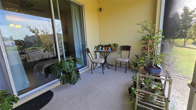 Building Photo - 4085 Shadetree Ln