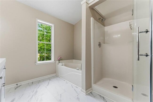 Building Photo - 4295 Cabretta Dr