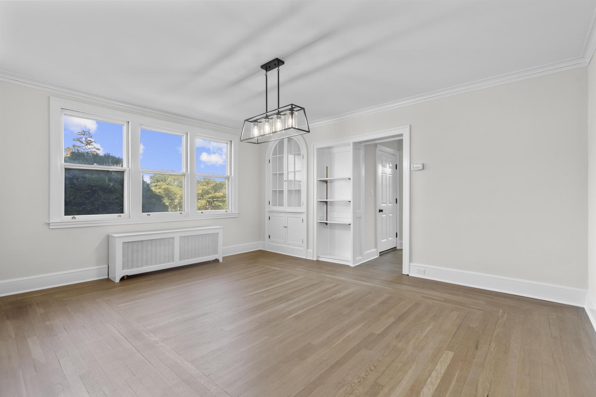 Dining Room View 1 - 1070 Whitney Ave