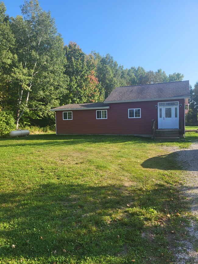 Primary Photo - 3001 W 5 Mile Rd