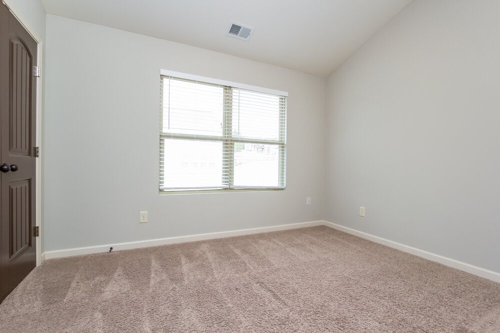 Building Photo - 441 Chandler Bluff Ct SE