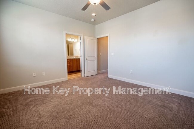 Building Photo - 1184 E Bulloch St