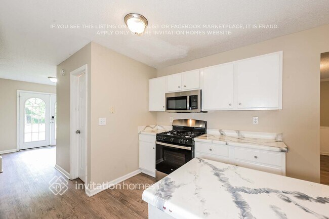Building Photo - 6604 Hill Creek Cove