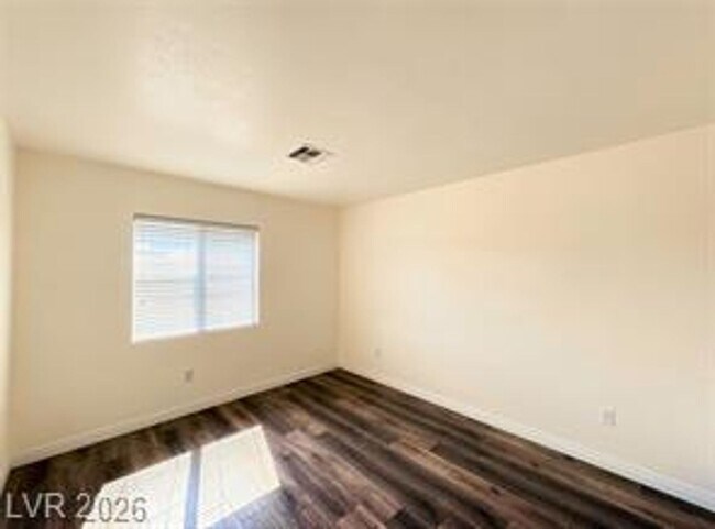 Building Photo - 261 Dizzy Petunia Ct