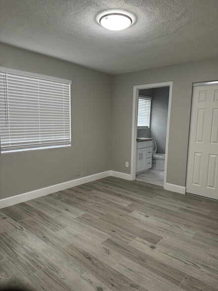 MASTER - 7302 Ivory Way