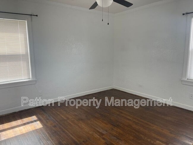 Building Photo - 800 S Mississippi St