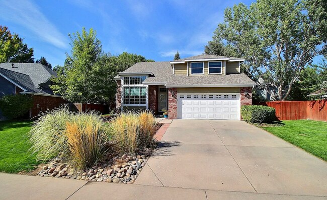 Primary Photo - Spacious 4-Bedroom Home with Huge Fenced Y...