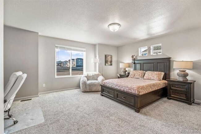 Building Photo - 5784 Dakan Lp