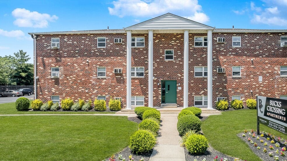 Building Photo - Bucks Crossing