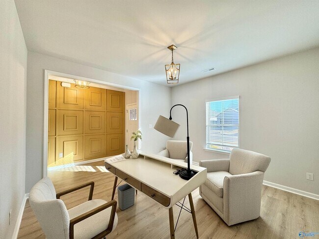 Building Photo - 117 Willow Rose Ln