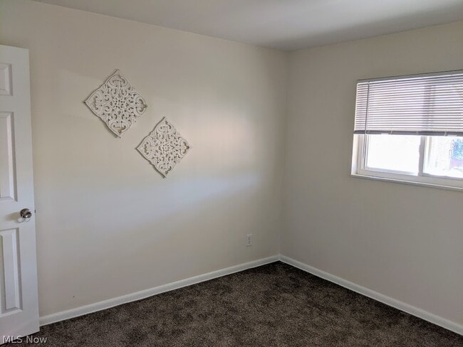 Building Photo - 1592 Ridgewick Dr