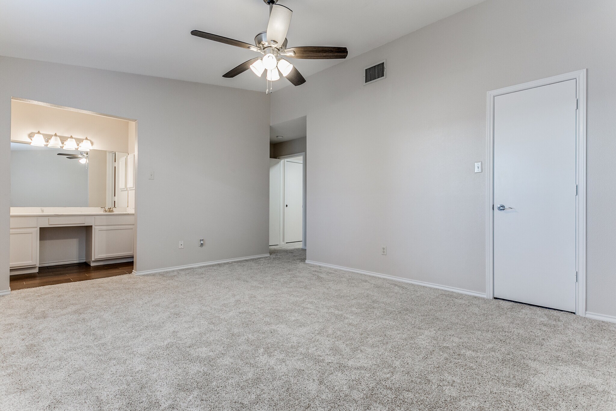 Building Photo - 8107 Rustic Park