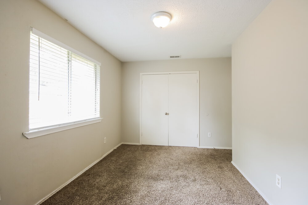 Building Photo - 8215 Eastern Bluebird Dr