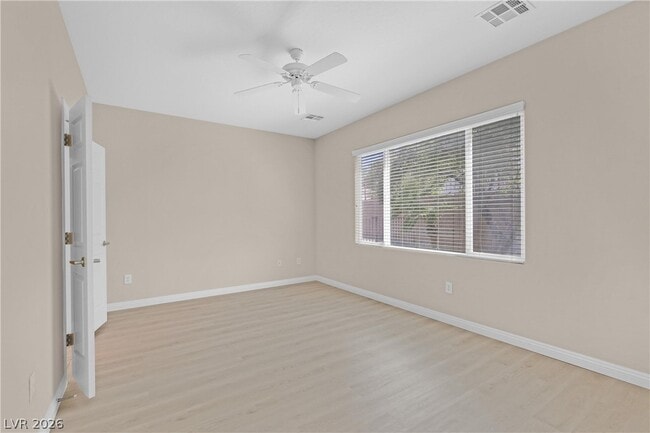 Building Photo - 2407 Jada Dr