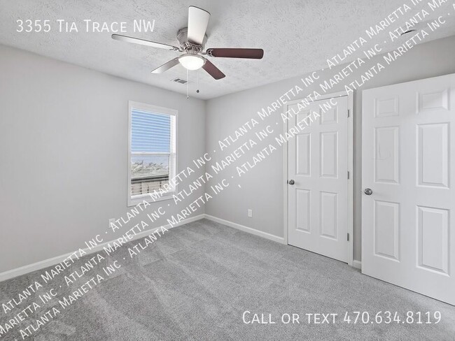 Building Photo - 3355 Tia Trace NW