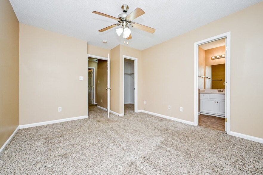 Building Photo - 2361 Brianna Dr