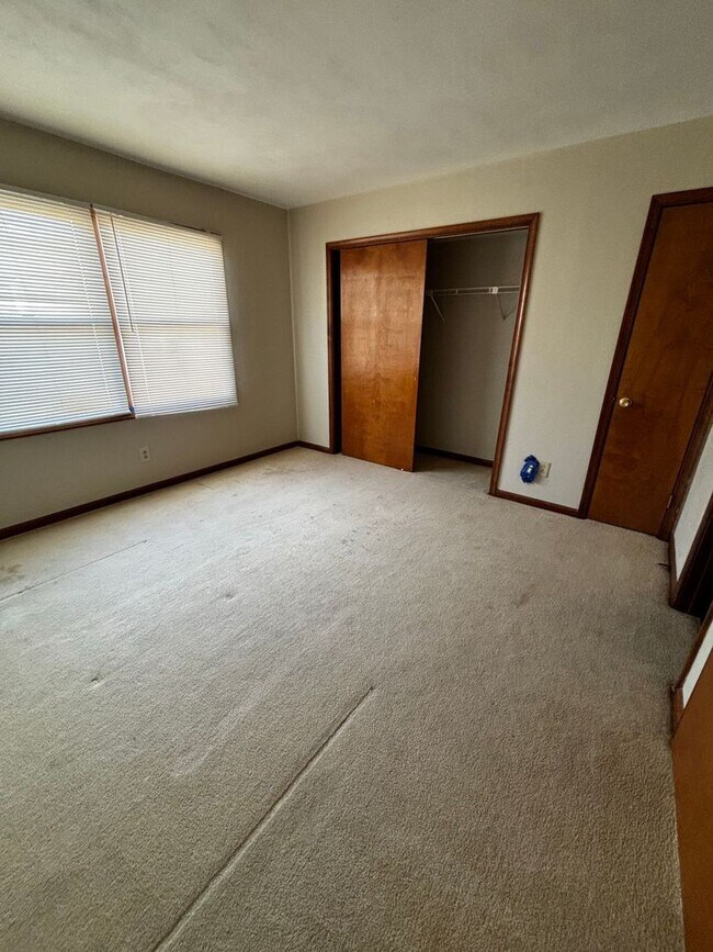 Building Photo - Baldwin Commons