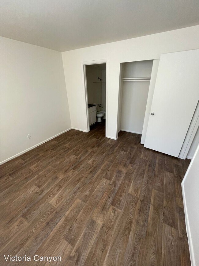 Building Photo - 1 br, 1 bath Apartment - 155 N Canyon Road...