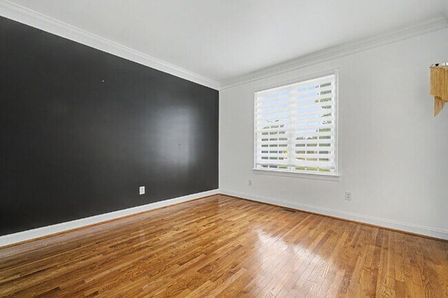 Building Photo - Luxury 5 Bedroom Home with Private Pool in Glen Allen – $4,500/mo