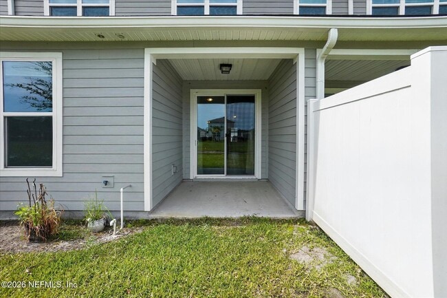 Building Photo - 698 Cherry Elm Dr